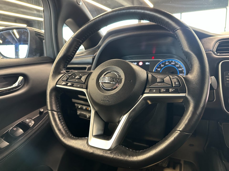 Nissan Leaf 40 N-Connecta 5d
