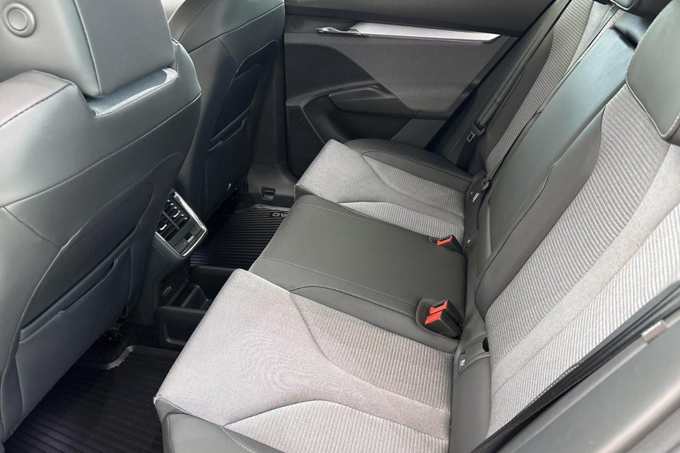 Skoda Enyaq 85 iV Premium 5d