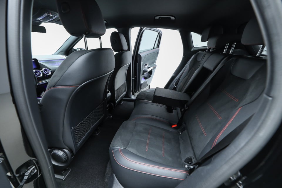 Mercedes EQA350 AMG Line 4Matic 5d