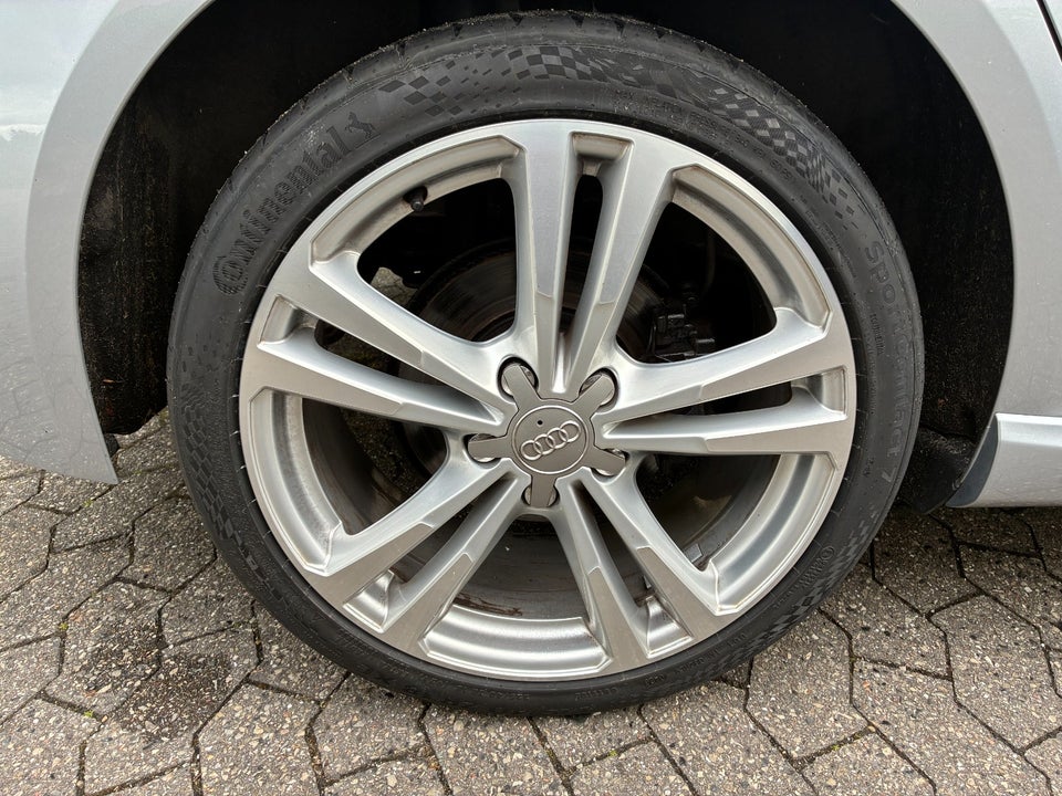 Audi A3 1,4 e-tron Sportback S-tr. 5d