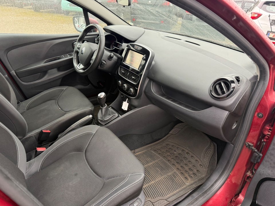 Renault Clio IV 0,9 TCe 90 Limited Sport Tourer 5d