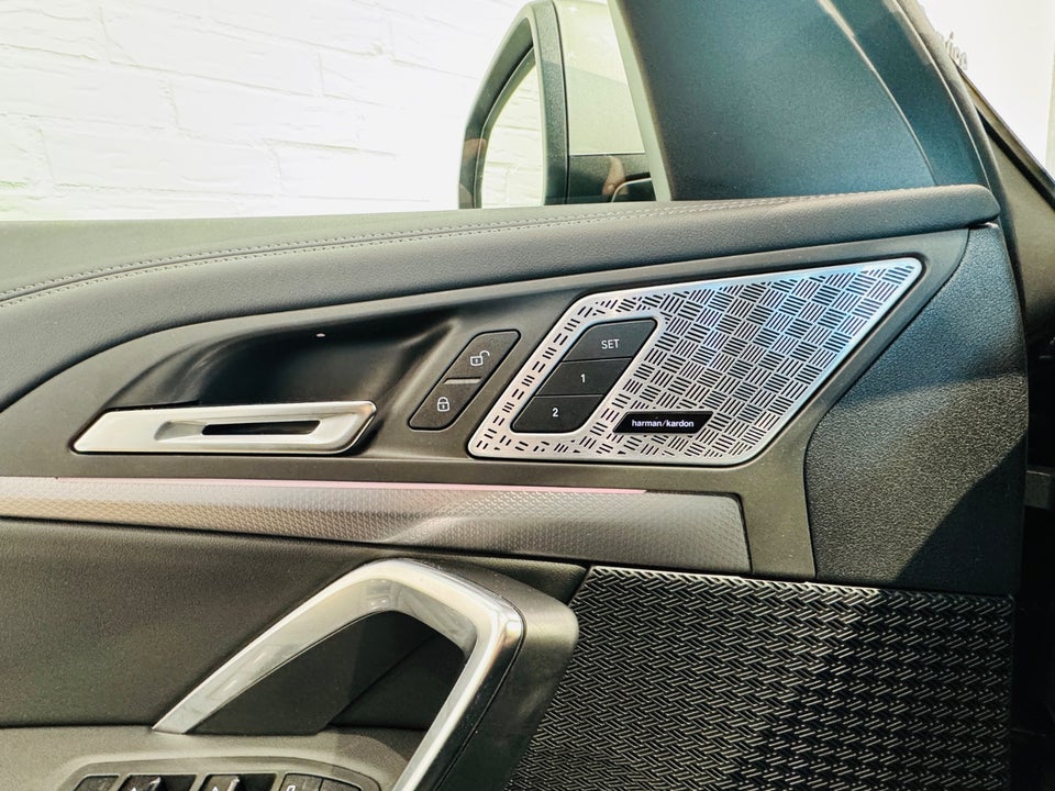 BMW iX1 xDrive30 Fully Charged M-Sport 5d