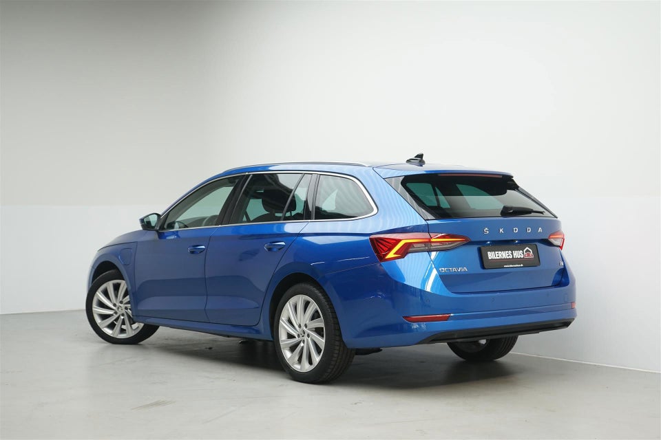 Skoda Octavia 1,4 TSi iV Plus Combi DSG 5d