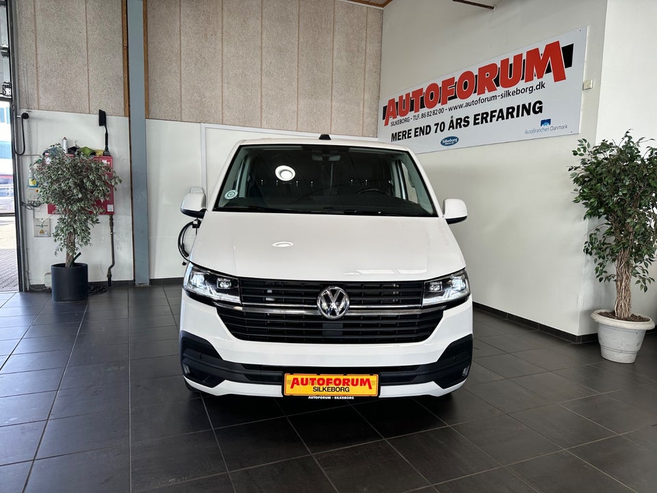 VW Transporter 2,0 TDi 150 Kassevogn DSG kort