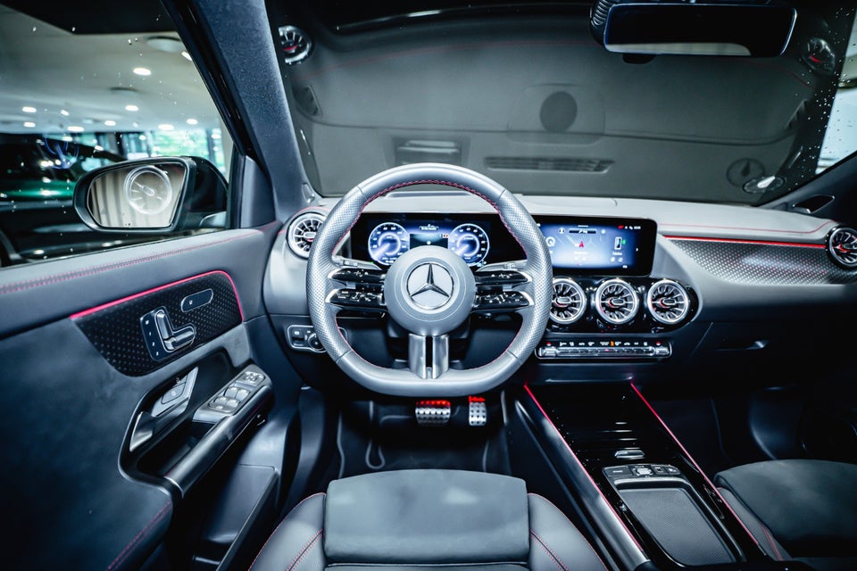 Mercedes EQA250+ AMG Premium 5d
