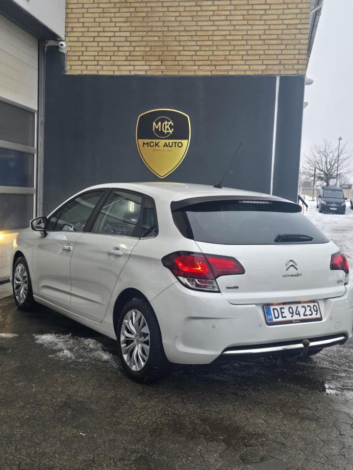 Citroën C4 1,6 BlueHDi 100 Feel 5d