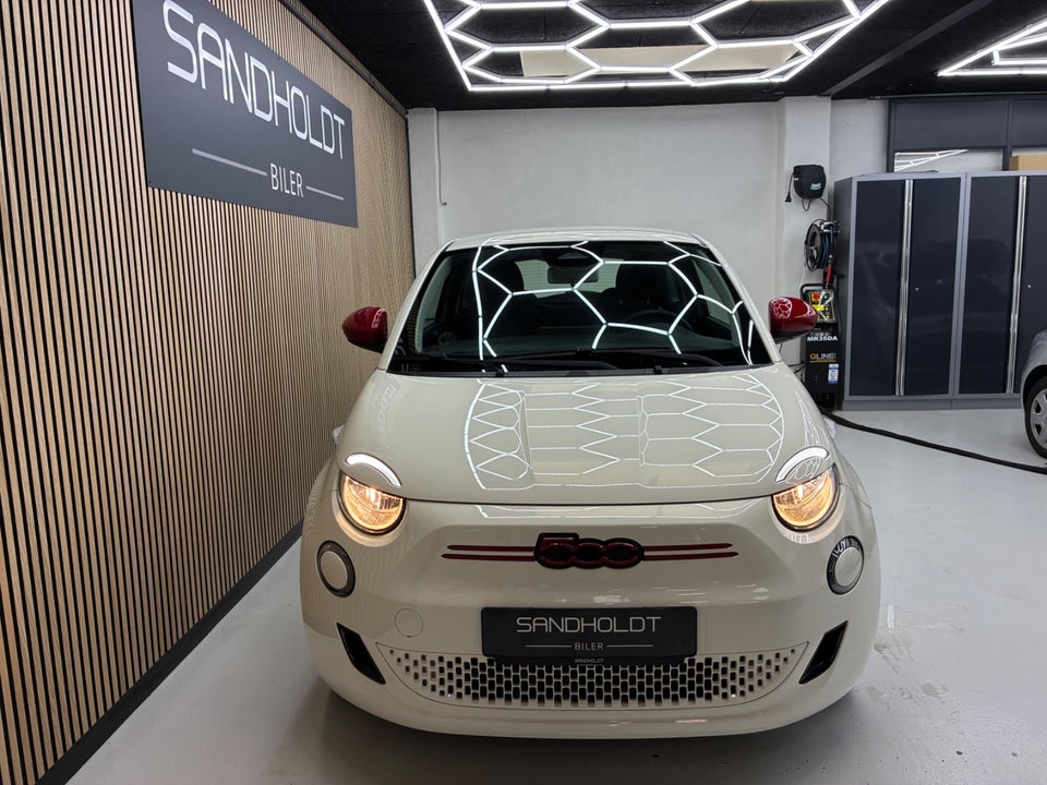 Fiat 500e 24 Icon 3d
