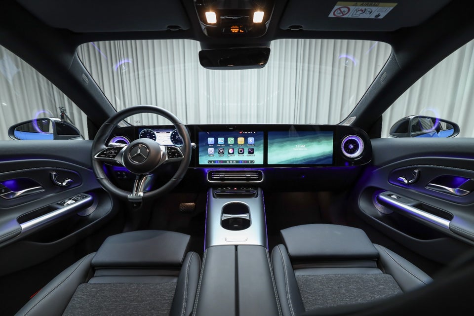 Mercedes CLA250+ electric Progressive Premium Plus 4d