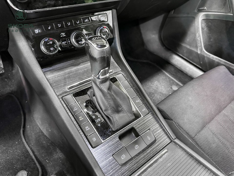 Skoda Superb 1,4 TSi iV Plus Combi DSG 5d