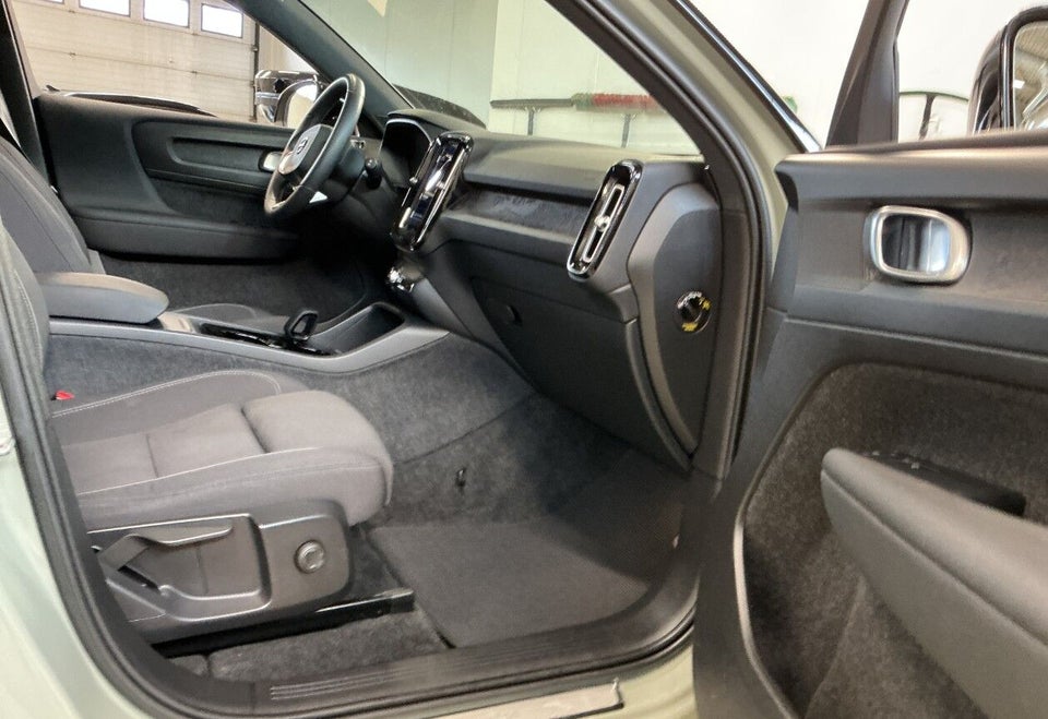 Volvo XC40 P6 ReCharge Plus 5d