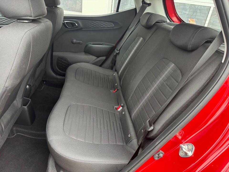 Hyundai i10 1,0 MPi Essential 5d