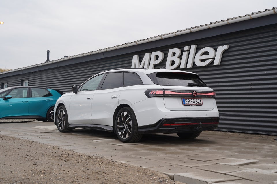 VW ID.7 77 Pro Tourer 5d