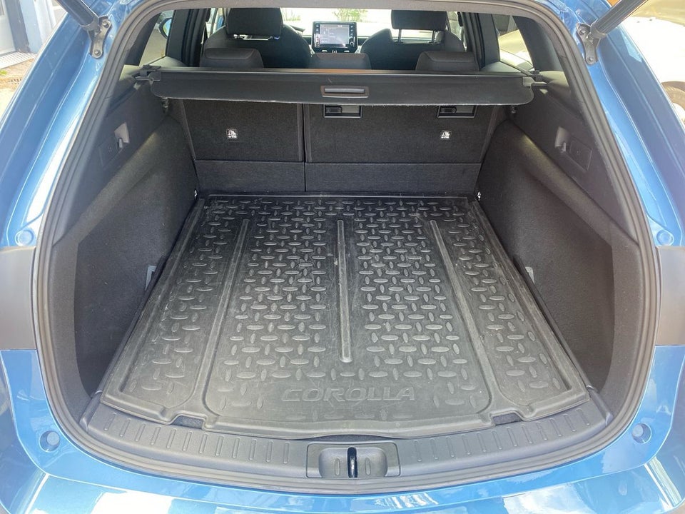 Toyota Corolla 1,8 Hybrid H3 Smart Touring Sports MDS 5d