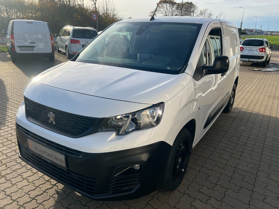 Peugeot Partner 1,5 BlueHDi 100 L1V1 Ultimate Van