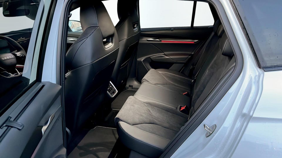 Skoda Enyaq 85 iV Sportline 5d