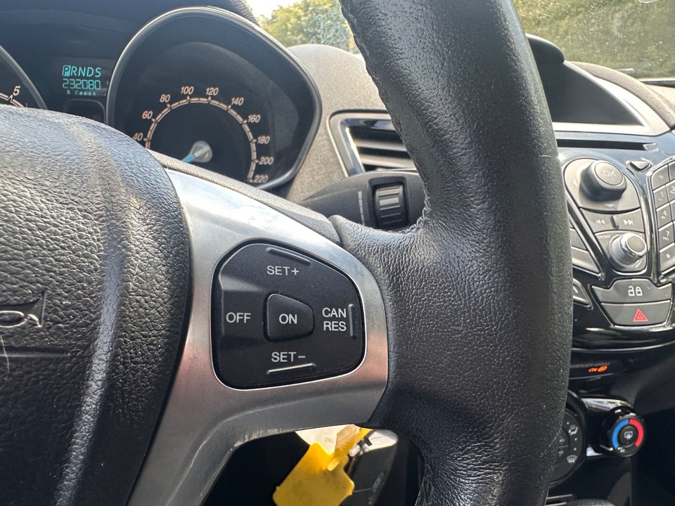 Ford Fiesta 1,0 SCTi 100 Titanium aut. 5d