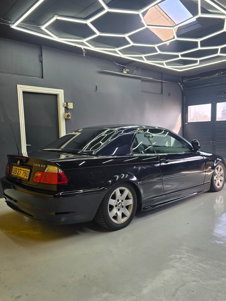 BMW 325Ci 2,5 Cabriolet 2d