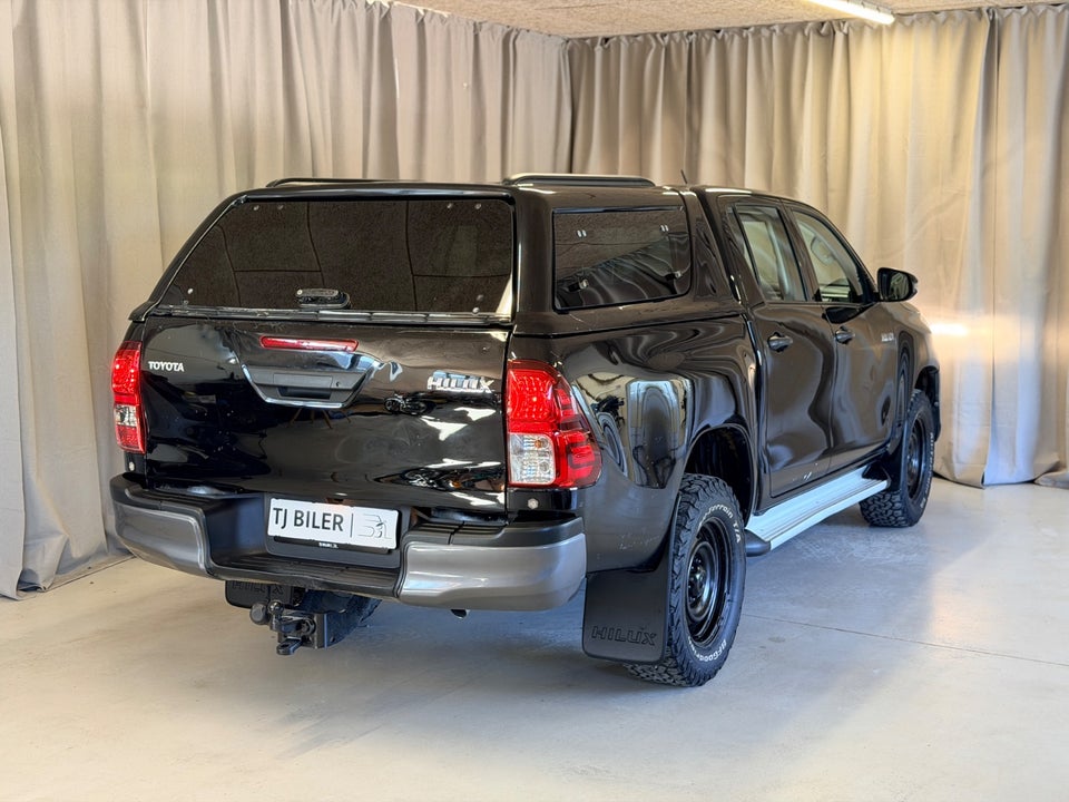 Toyota HiLux 2,4 D-4D 150 T2 Db.Kab 4x4 4d