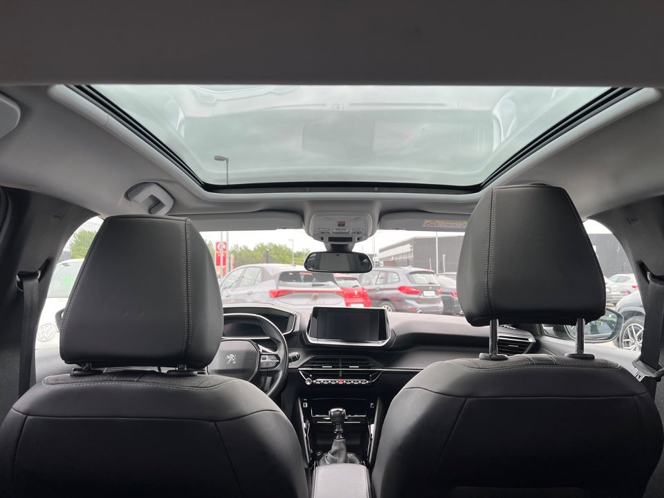 Peugeot 208 1,2 PureTech 100 Allure Comfort 5d