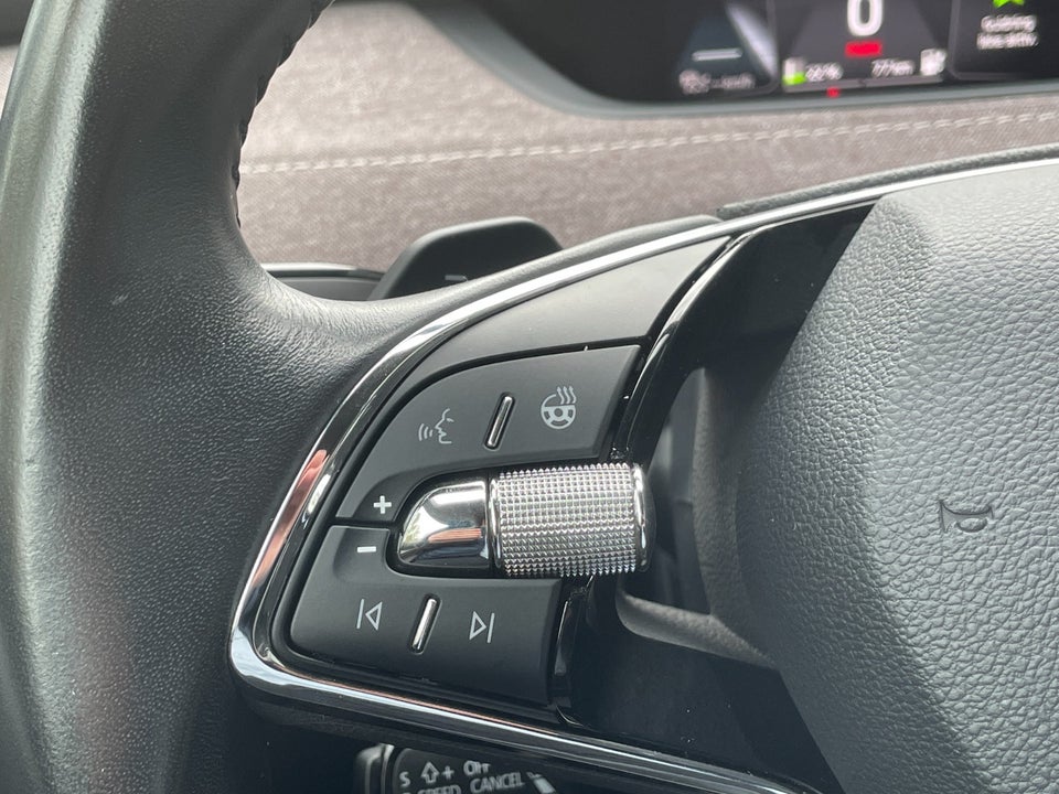 Skoda Enyaq 60 iV Lodge 5d