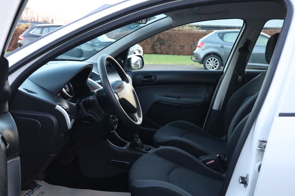Peugeot 206+ 1,4 Active 5d