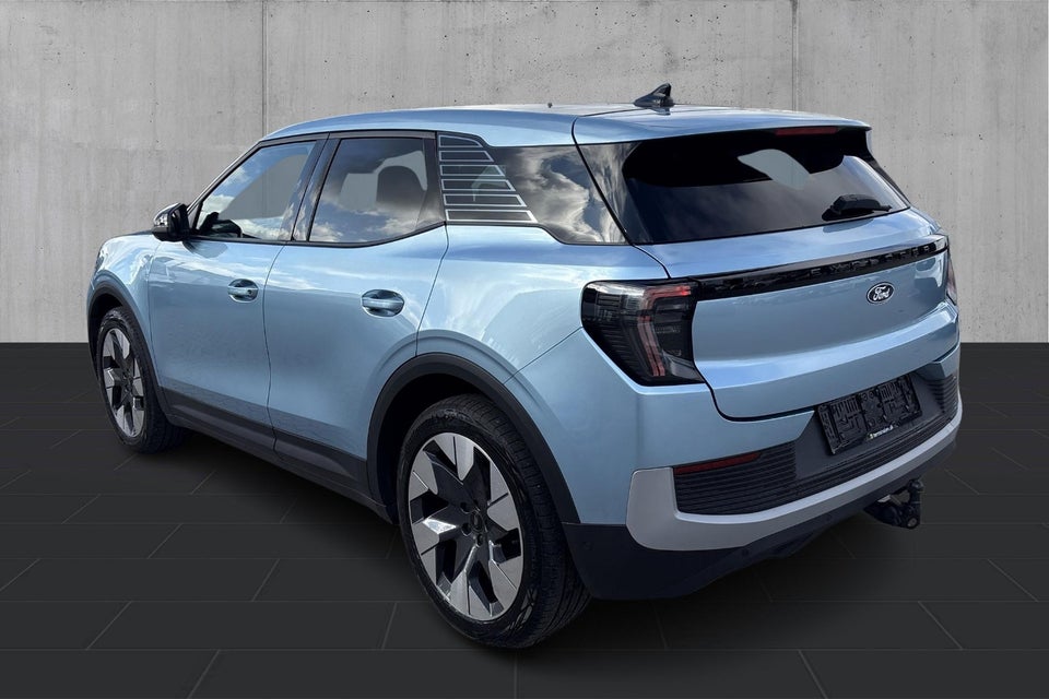 Ford Explorer 77 Premium Extended Range 5d