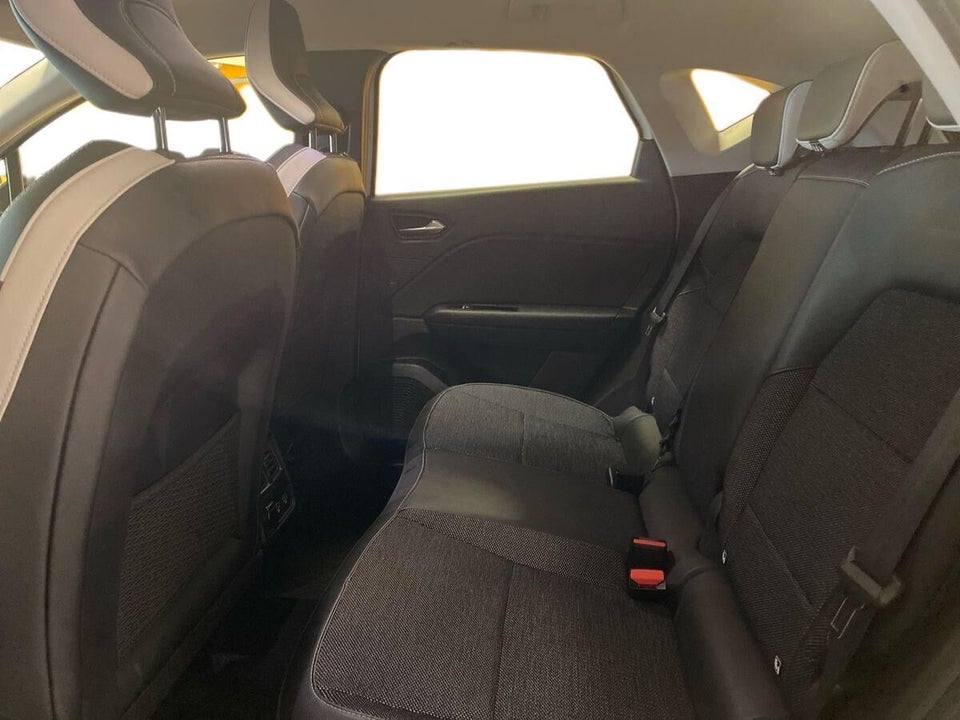 Renault Captur 1,6 E-Tech Intens 5d