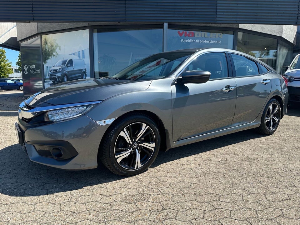 Honda Civic 1,5 VTEC Turbo Executive CVT 5d