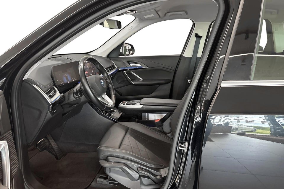 BMW iX1 xDrive30 X-Line 5d