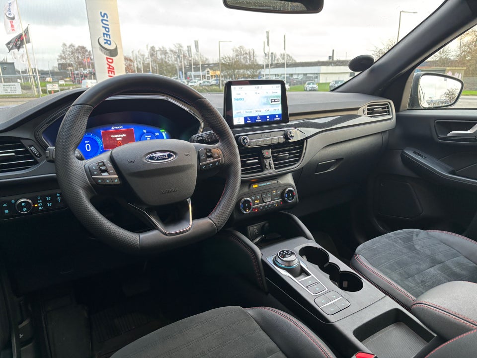 Ford Kuga 2,5 PHEV ST-Line X CVT 5d