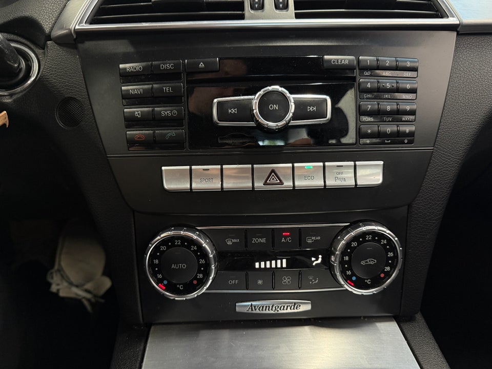 Mercedes C220 2,2 CDi Avantgarde BE 4d