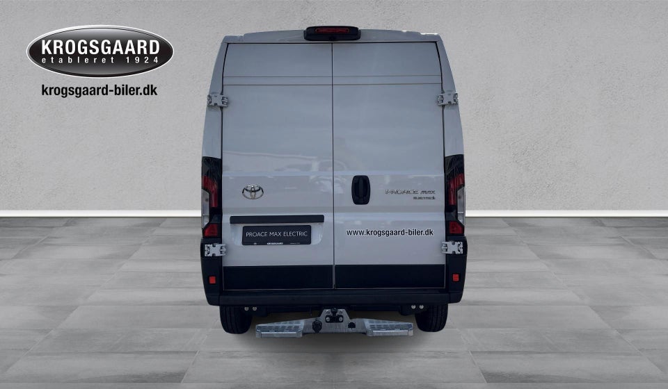 Toyota ProAce Max 110 Comfort Master Kassevogn L3H2