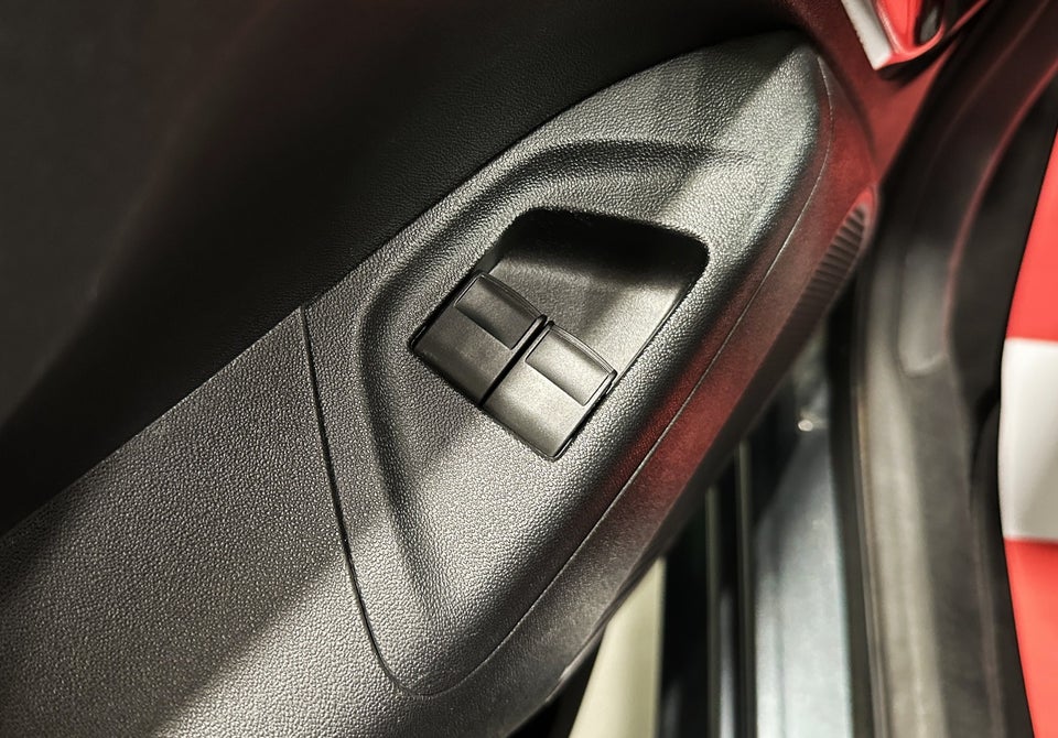 Citroën C1 1,2 PureTech Feel 5d