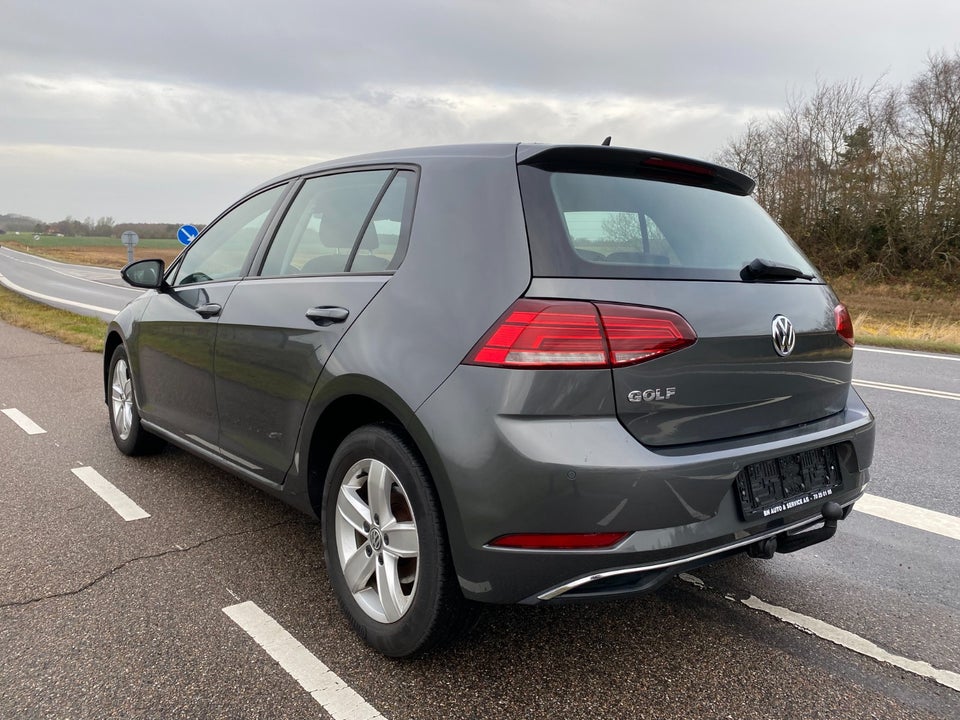 VW Golf VII 2,0 TDi 150 Comfortline DSG 5d