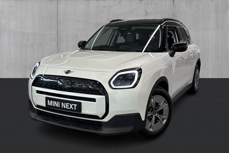MINI Countryman E Classic Trim M 5d