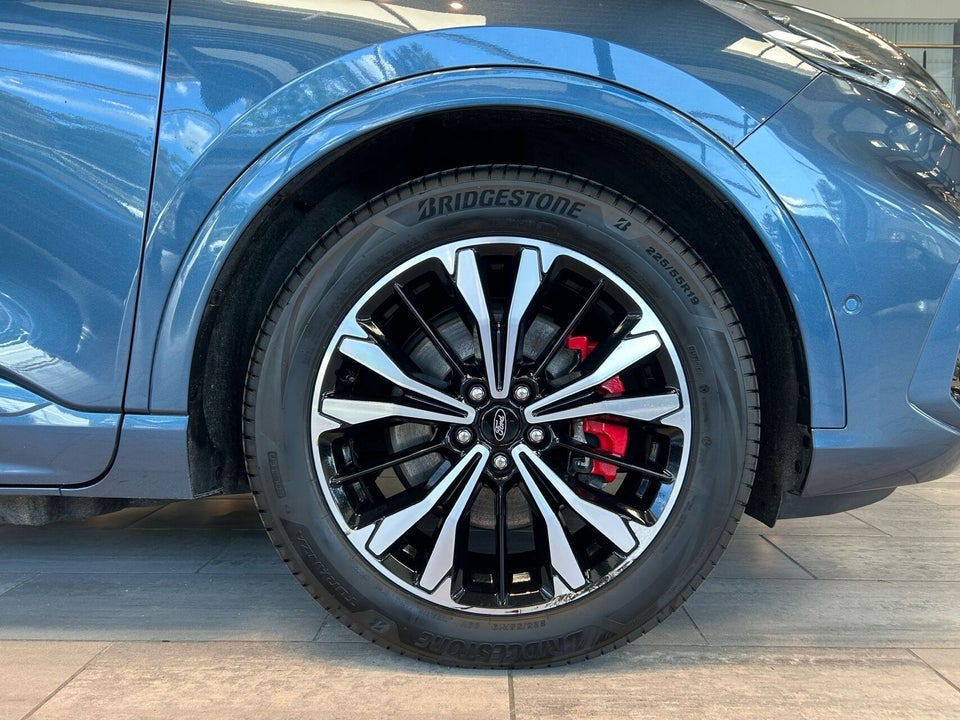 Ford Kuga 2,5 PHEV ST-Line X CVT 5d