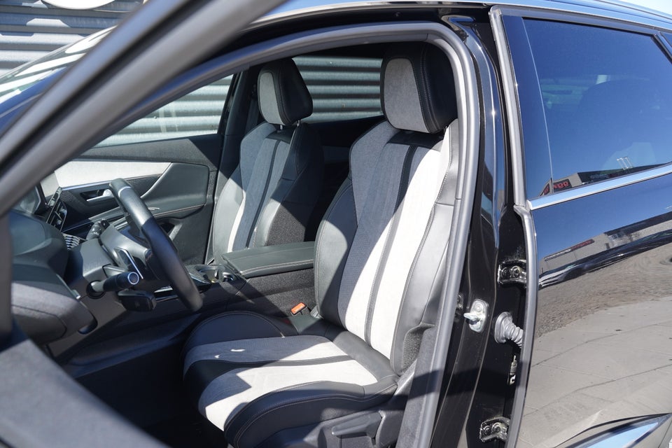 Peugeot 3008 1,6 Hybrid First GT EAT8 5d