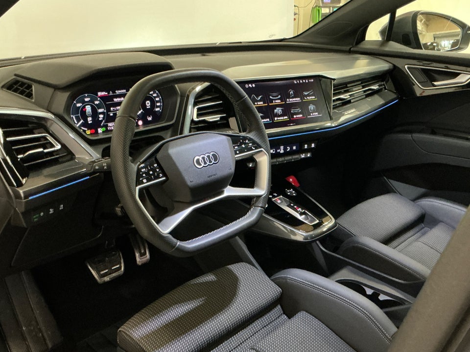 Audi Q4 e-tron 45 S-line 5d