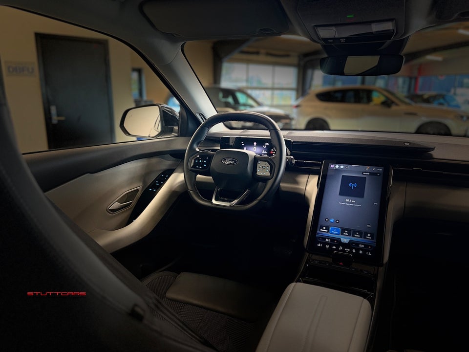 Ford Explorer 77 Select Extended Range 5d