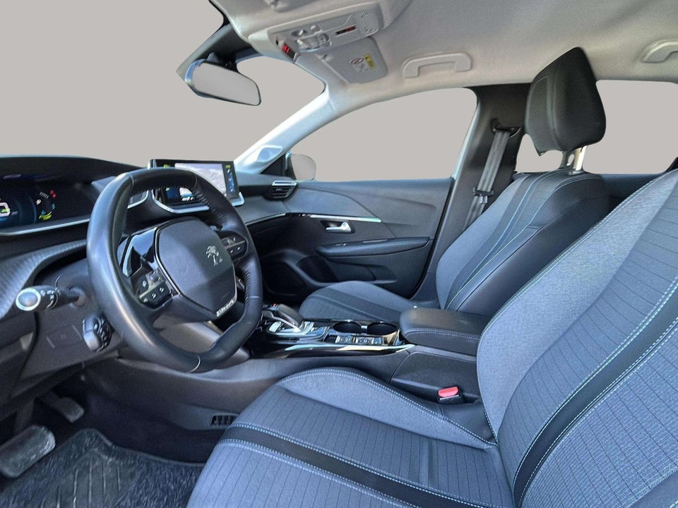 Peugeot e-208 50 Active Pack 5d