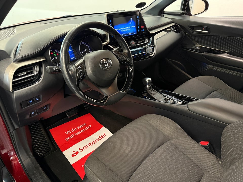 Toyota C-HR 1,8 Hybrid C-ULT CVT 5d