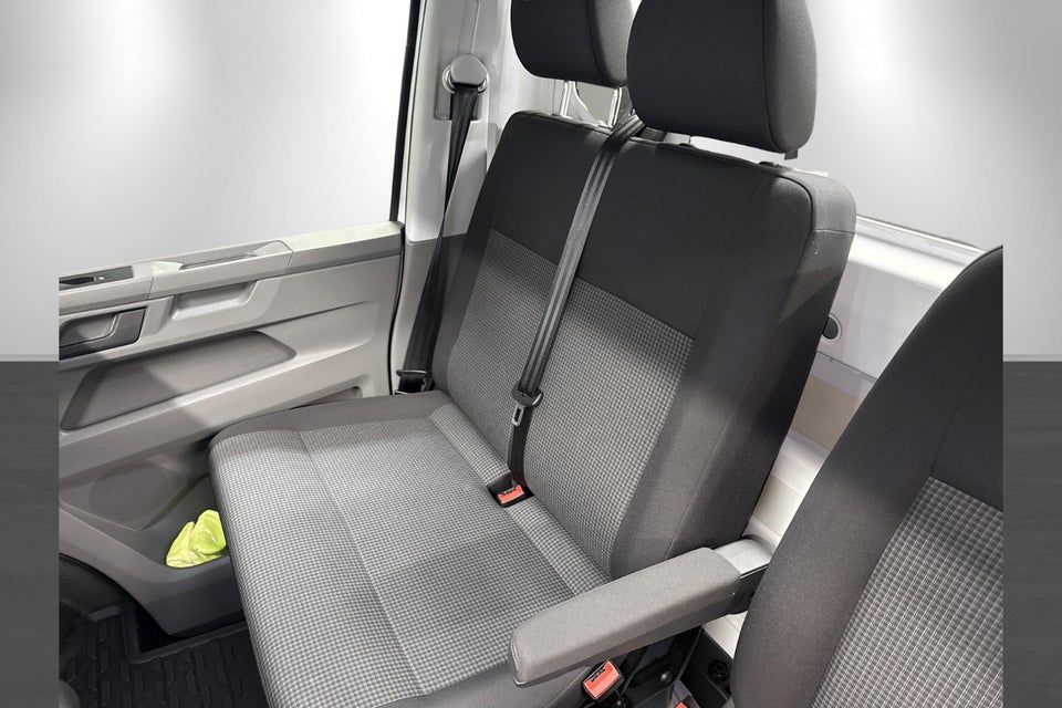 VW Transporter 2,0 TDi 150 Ladvogn DSG lang