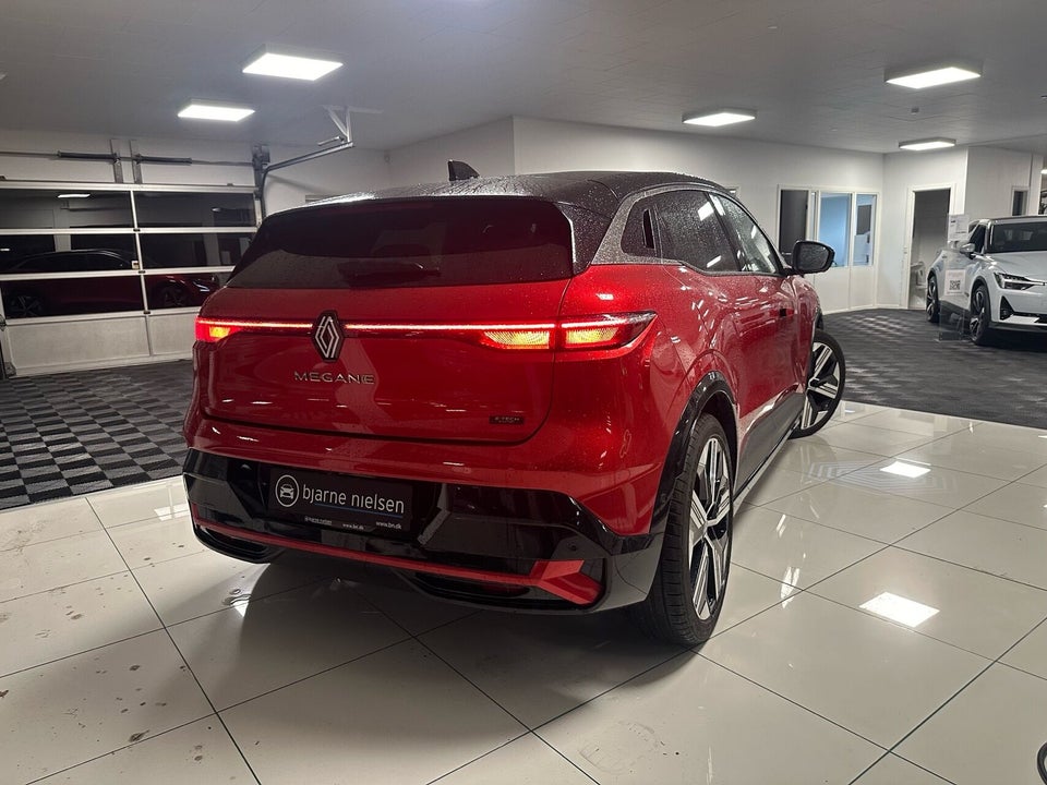 Renault Megane E-Tech 60 Iconic 5d