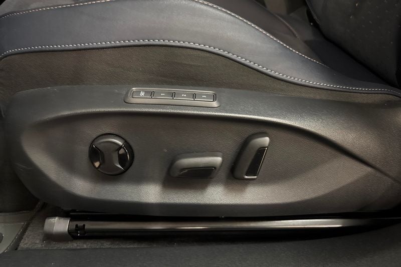 Cupra Tavascan 77 Immersive 5d