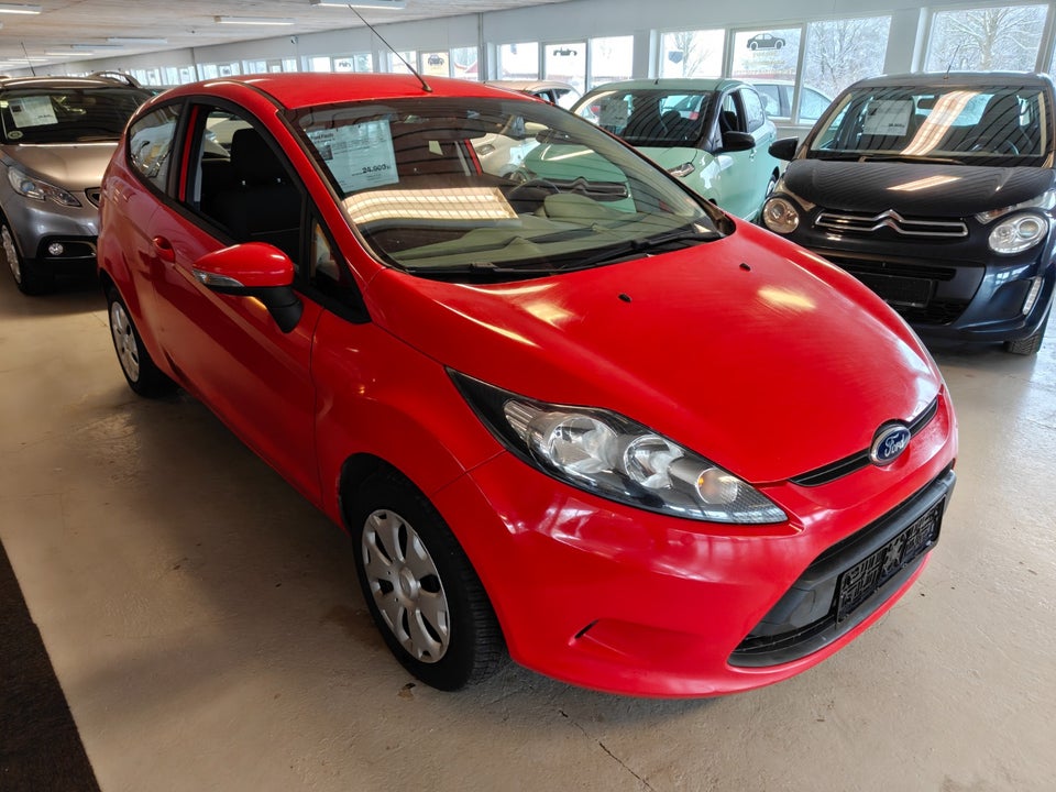 Ford Fiesta 1,25 60 Ambiente 3d