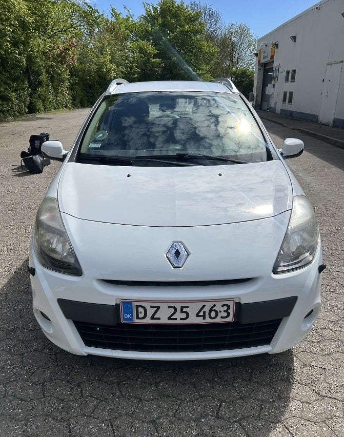 Renault Clio III 1,2 16V Expression Sport Tourer 5d