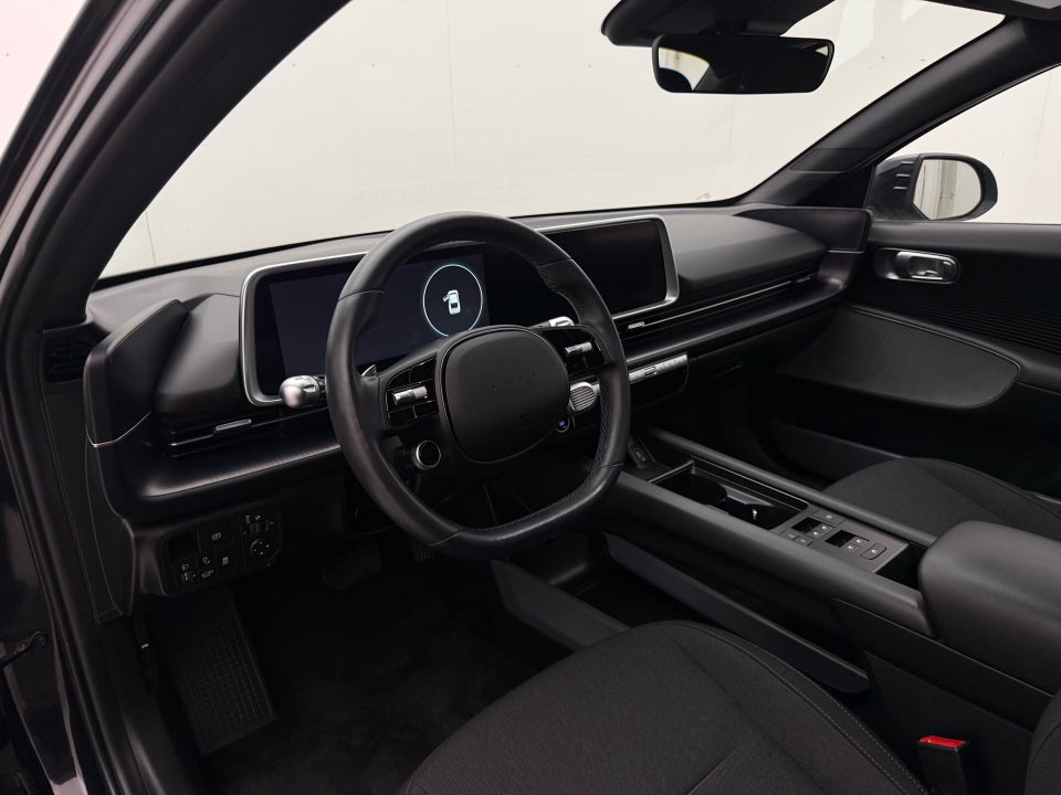 Hyundai Ioniq 6 53 Essential 4d