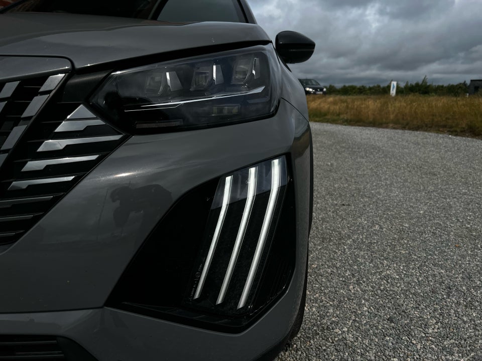 Peugeot e-2008 54 GT 5d