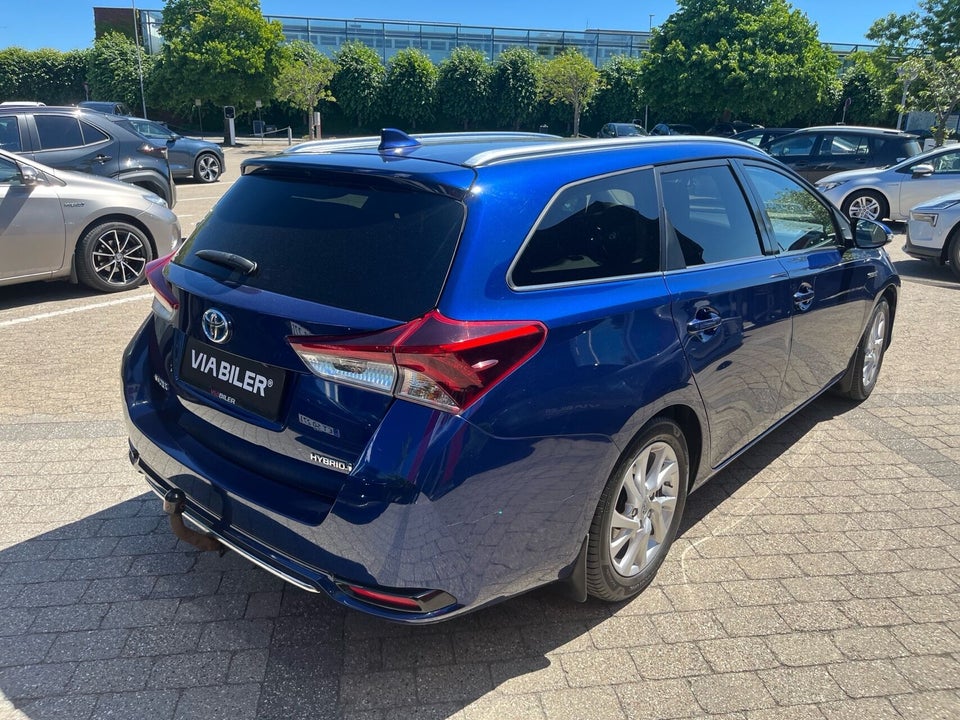Toyota Auris 1,8 Hybrid H2 Comfort Touring Sports CVT 5d