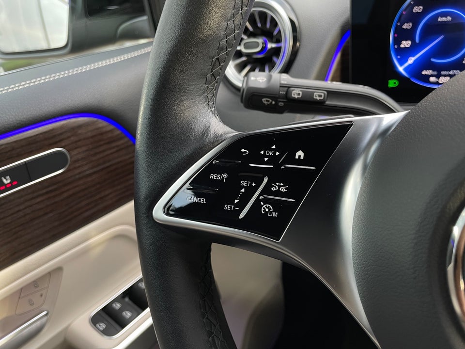 Mercedes EQB250+ Progressive 5d